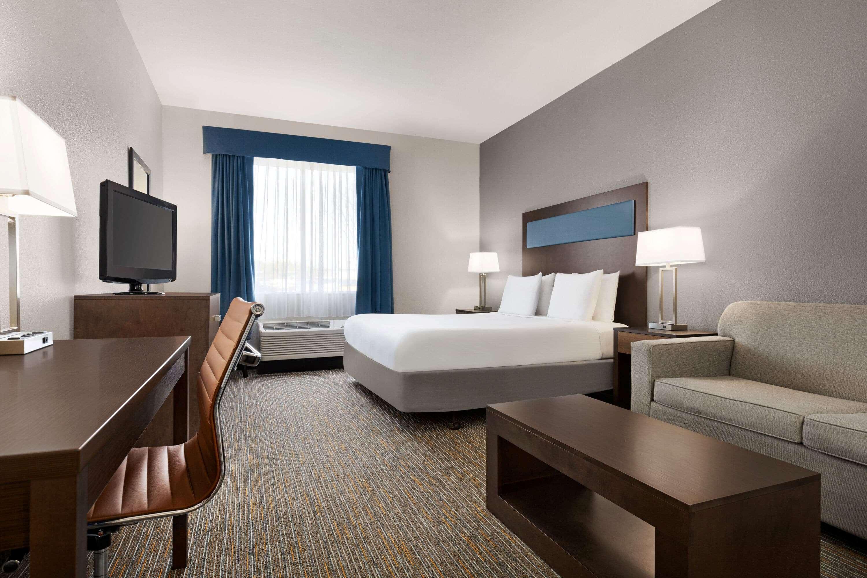 Hotel Wingate By Wyndham Southport Extérieur photo