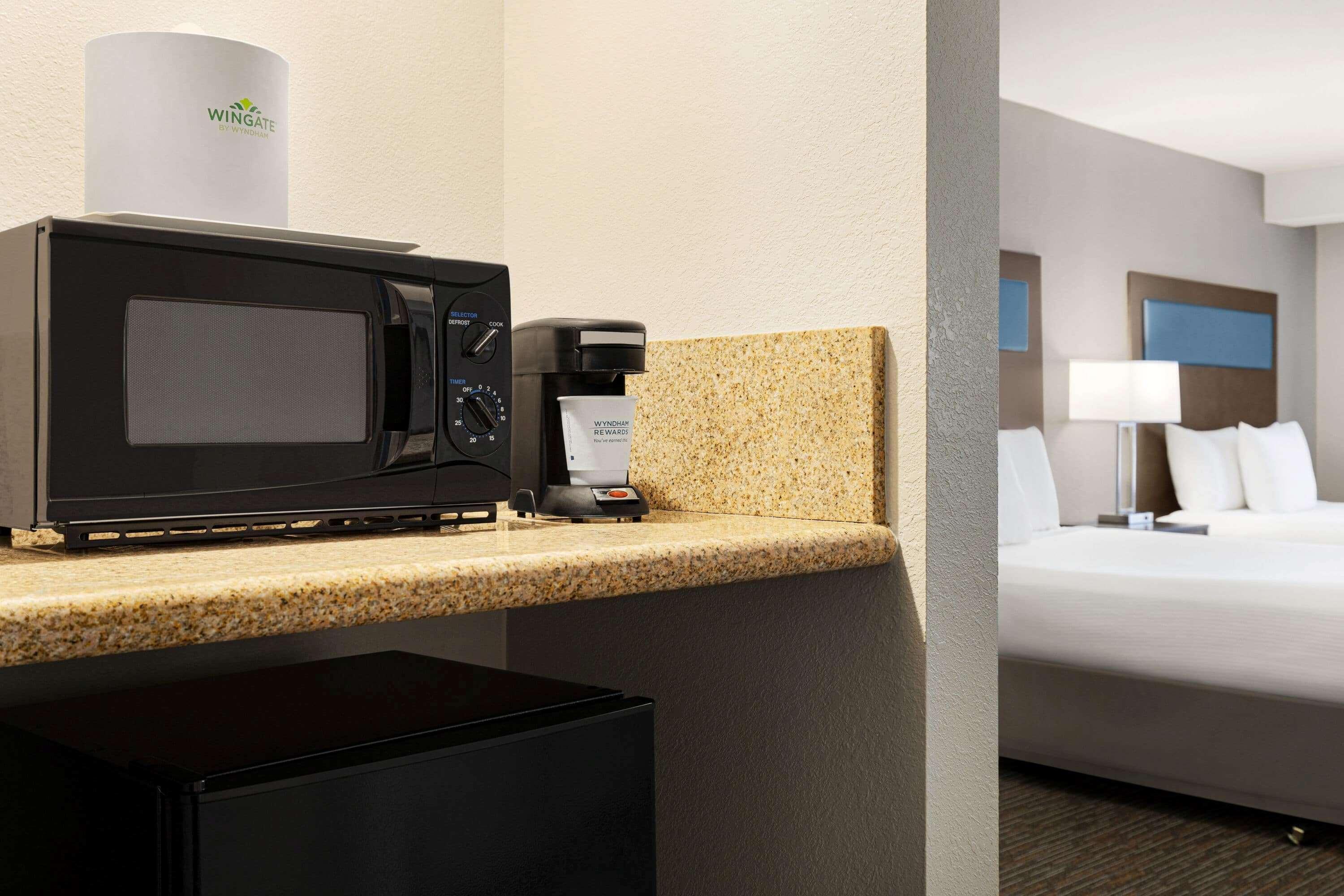 Hotel Wingate By Wyndham Southport Extérieur photo