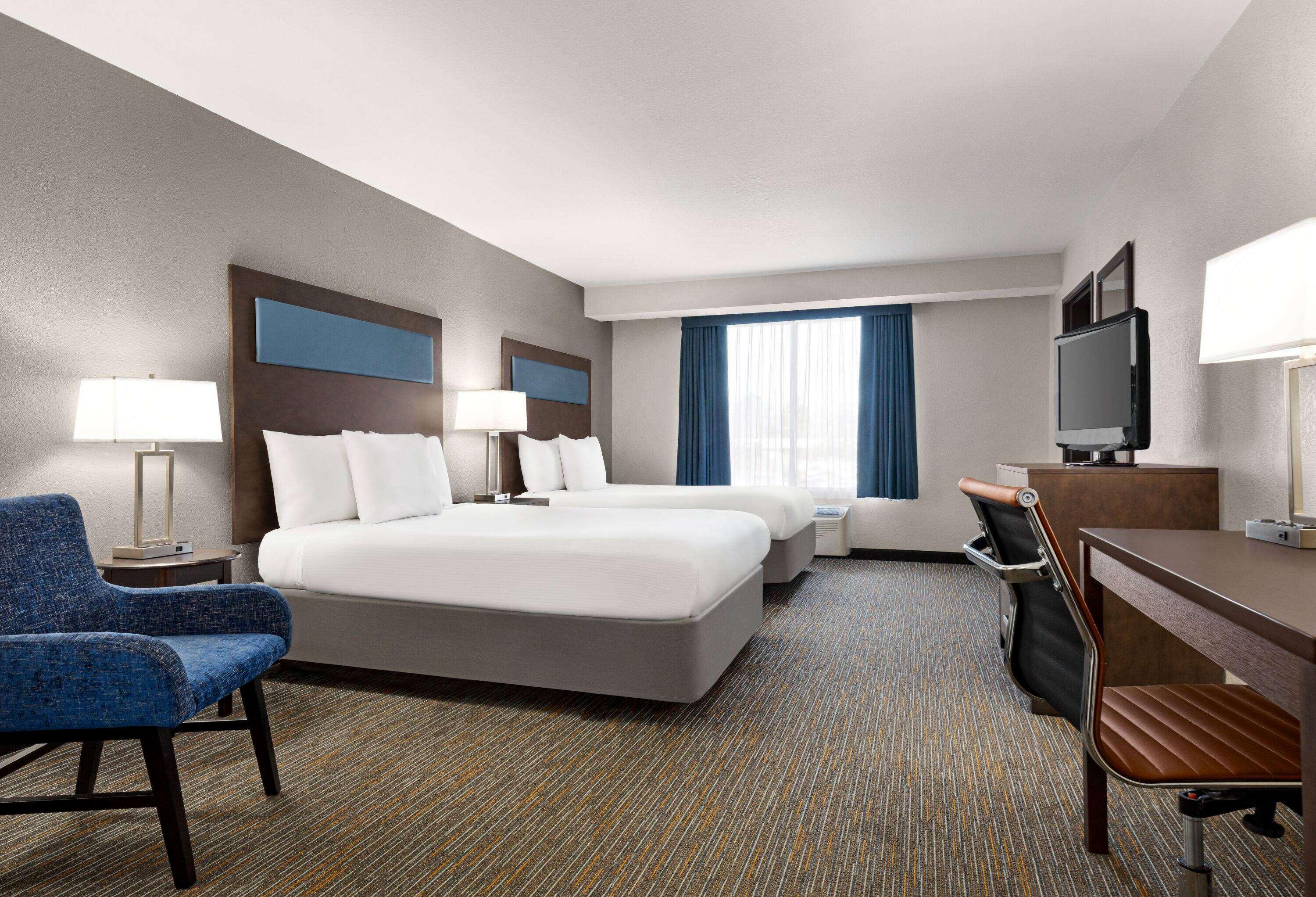 Hotel Wingate By Wyndham Southport Extérieur photo
