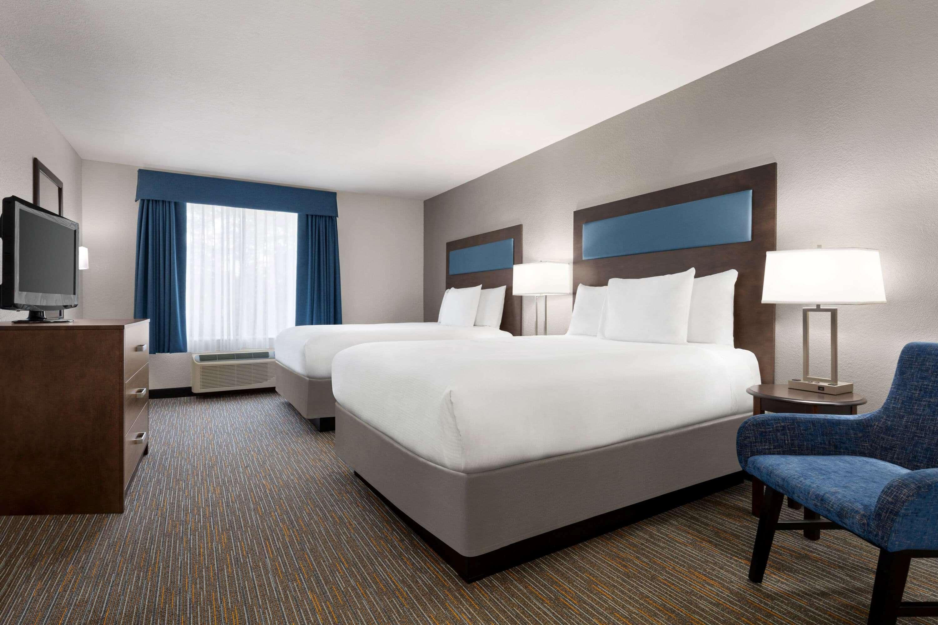 Hotel Wingate By Wyndham Southport Extérieur photo